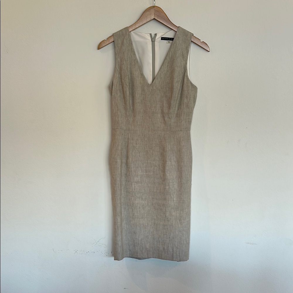 Elegant Beige Sleeveless Dress